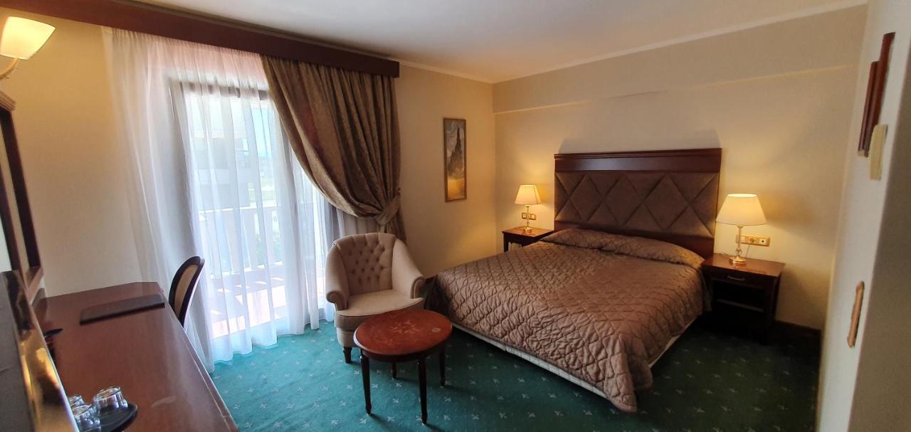 Aeton Melathron Hotel Tríkala Dış mekan fotoğraf
